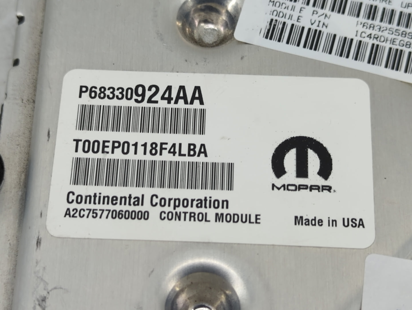 2018-2019 Dodge Durango PCM Engine Control Computer ECU ECM PCU OEM P/N:P68325589AF P68330924AA Fits Fits 2018 2019 OEM Used