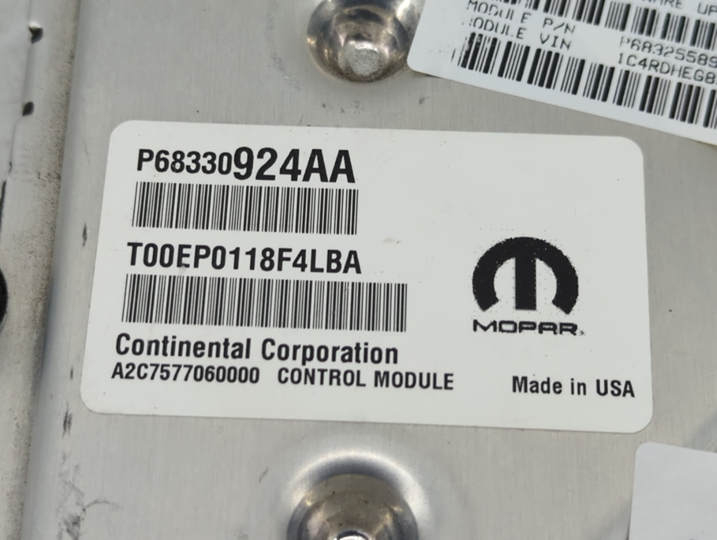 2018-2019 Dodge Durango PCM Engine Control Computer ECU ECM PCU OEM P/N:P68325589AF P68330924AA Fits Fits 2018 2019 OEM Used