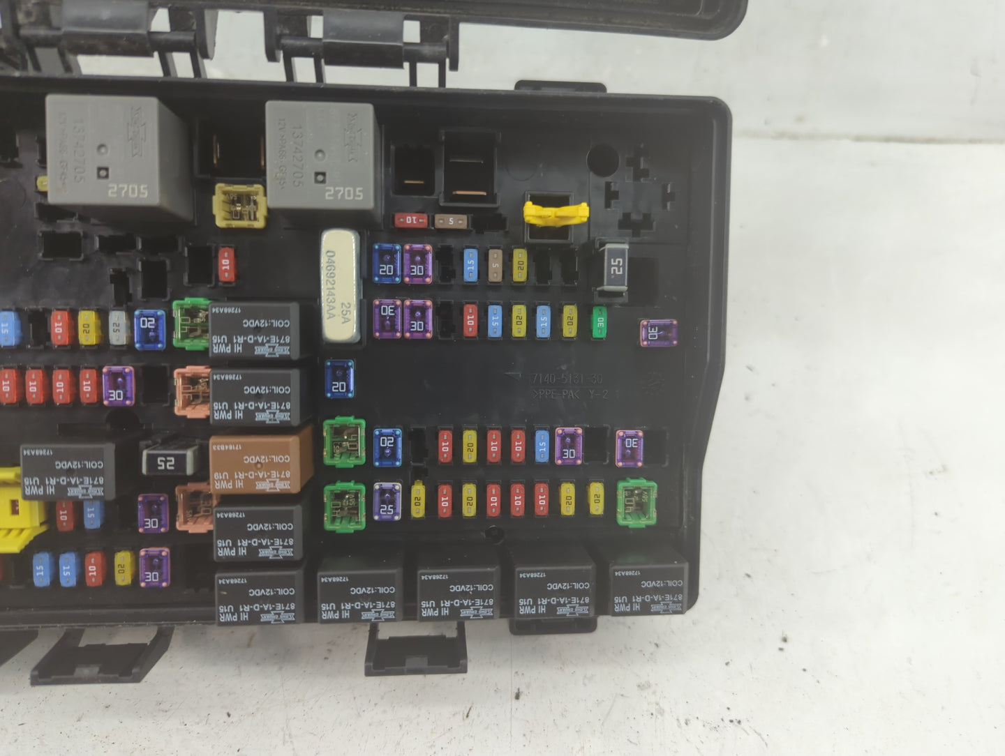 2018 Dodge Durango Fusebox Fuse Box Panel Relay Module P/N:7140-1980-30 68425212AB A Fits OEM Used Auto Parts - Oemusedautop