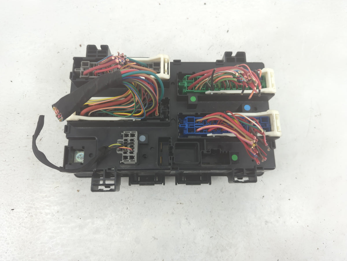 2013 Dodge Durango Fusebox Fuse Box Panel Relay Module P/N:7140-1980-30 68425212AB A Fits OEM Used Auto Parts - Oemusedautop