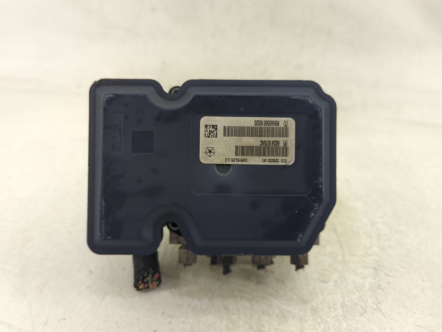 2018 Dodge Durango ABS Pump Control Module Replacement P/N:68309727AC Fits OEM Used Auto Parts - Oemusedautoparts1.com