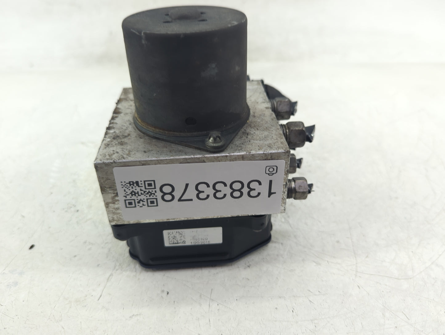 2018 Dodge Durango ABS Pump Control Module Replacement P/N:68309727AC Fits OEM Used Auto Parts - Oemusedautoparts1.com