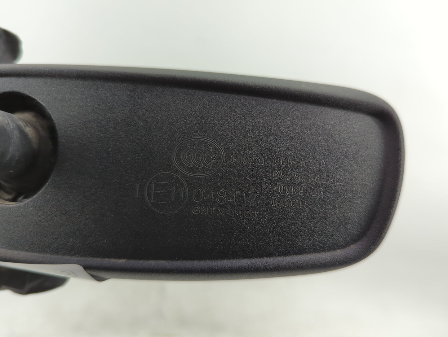 2017-2018 Dodge Durango Interior Rear View Mirror Replacement OEM P/N:E11048417 Fits Fits 2017 2018 OEM Used Auto Parts - Oe