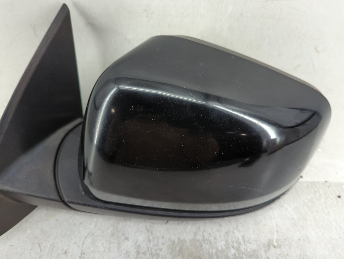 2014-2022 Dodge Durango Driver Side View Mirror - Left Door Mirror OEM Used - Oemusedautoparts1.com