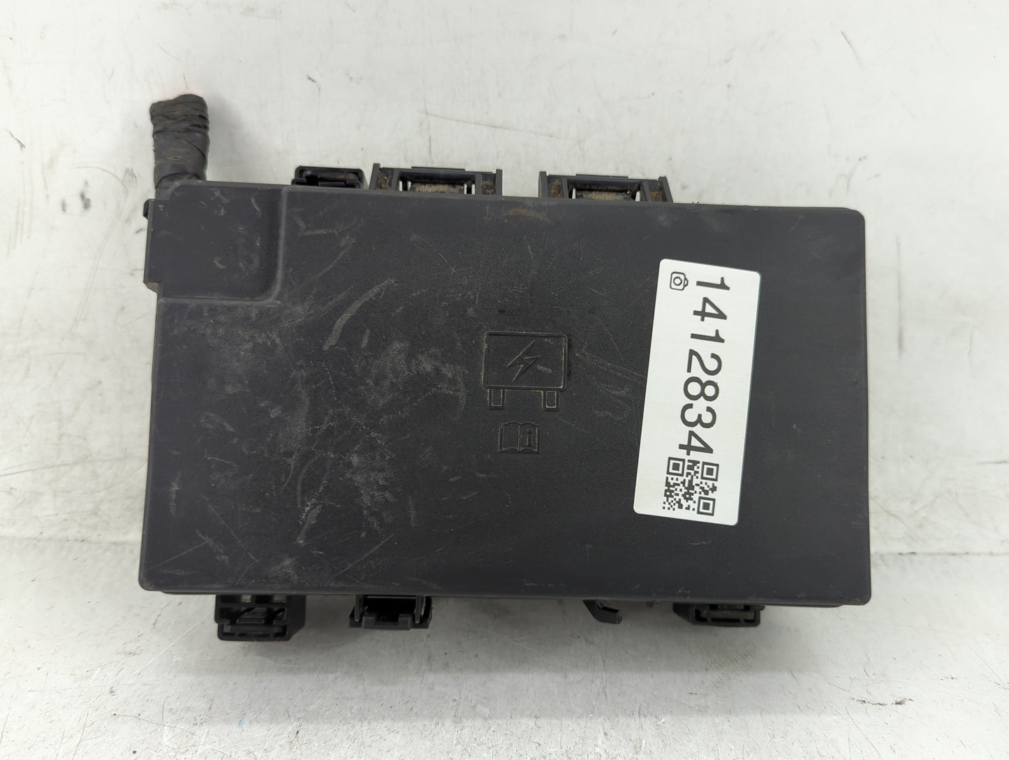 2018 Dodge Durango Fusebox Fuse Box Panel Relay Module P/N:P68320920AB Fits OEM Used Auto Parts - Oemusedautoparts1.com