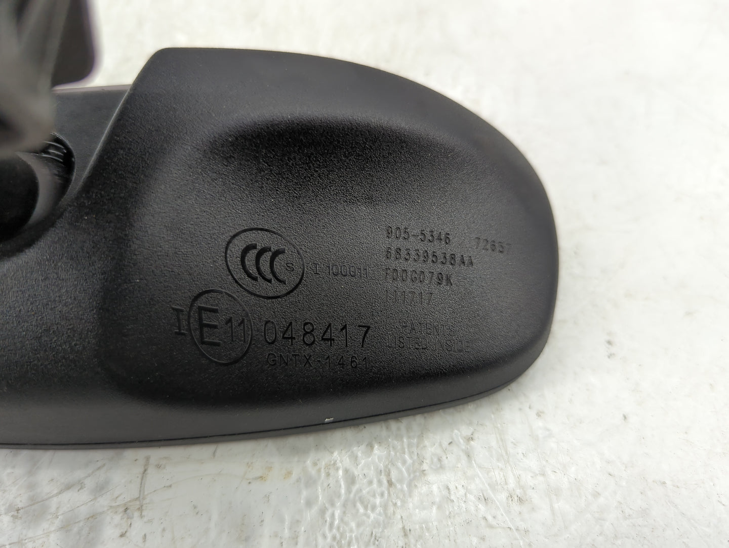2017-2018 Dodge Durango Interior Rear View Mirror Replacement OEM P/N:68339538AA Fits Fits 2017 2018 OEM Used Auto Parts - O