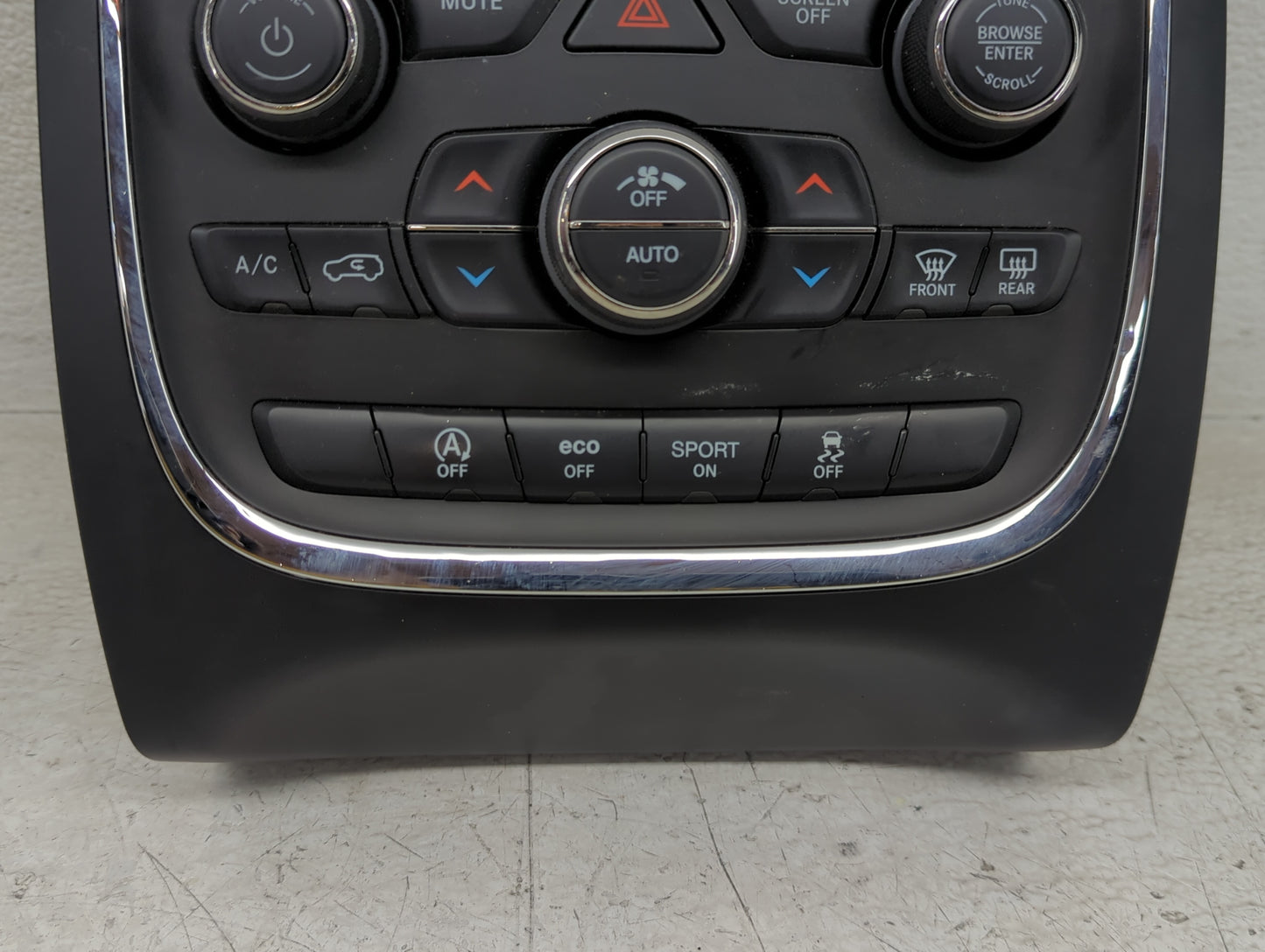 2018 Dodge Durango Climate Control Module Temperature AC/Heater Replacement P/N:P68333638AA Fits OEM Used Auto Parts - Oemus