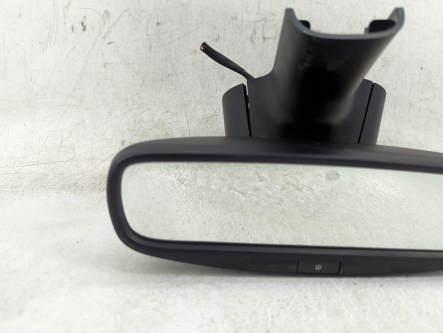 2017-2018 Dodge Durango Interior Rear View Mirror Replacement OEM Fits Fits 2017 2018 OEM Used Auto Parts - Oemusedautoparts