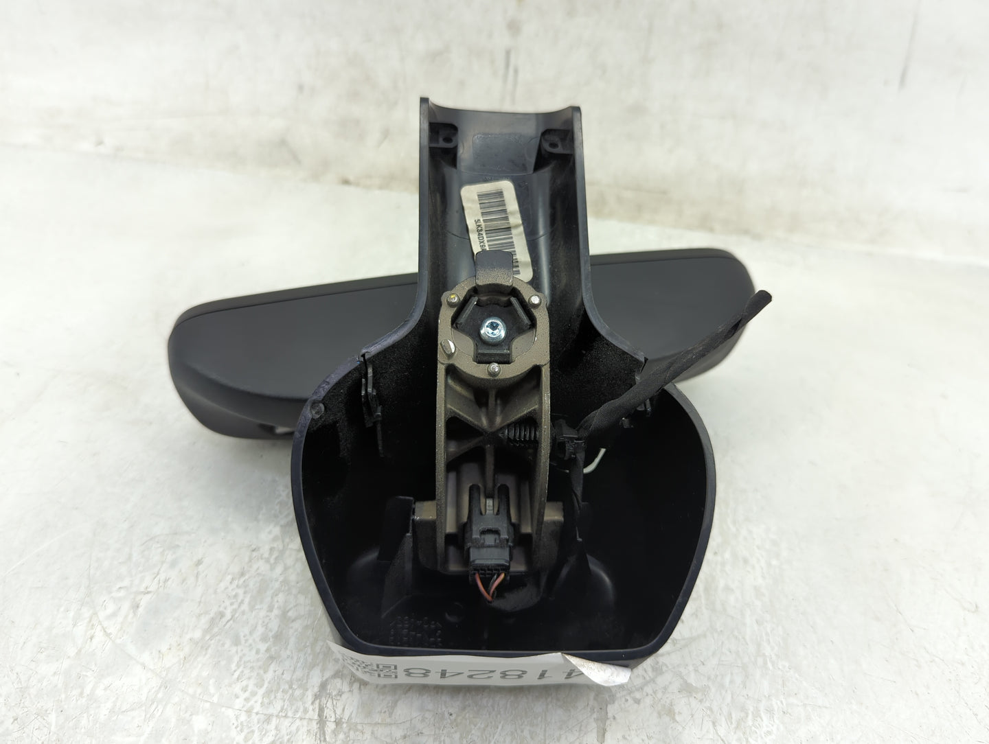 2017-2018 Dodge Durango Interior Rear View Mirror Replacement OEM Fits Fits 2017 2018 OEM Used Auto Parts - Oemusedautoparts