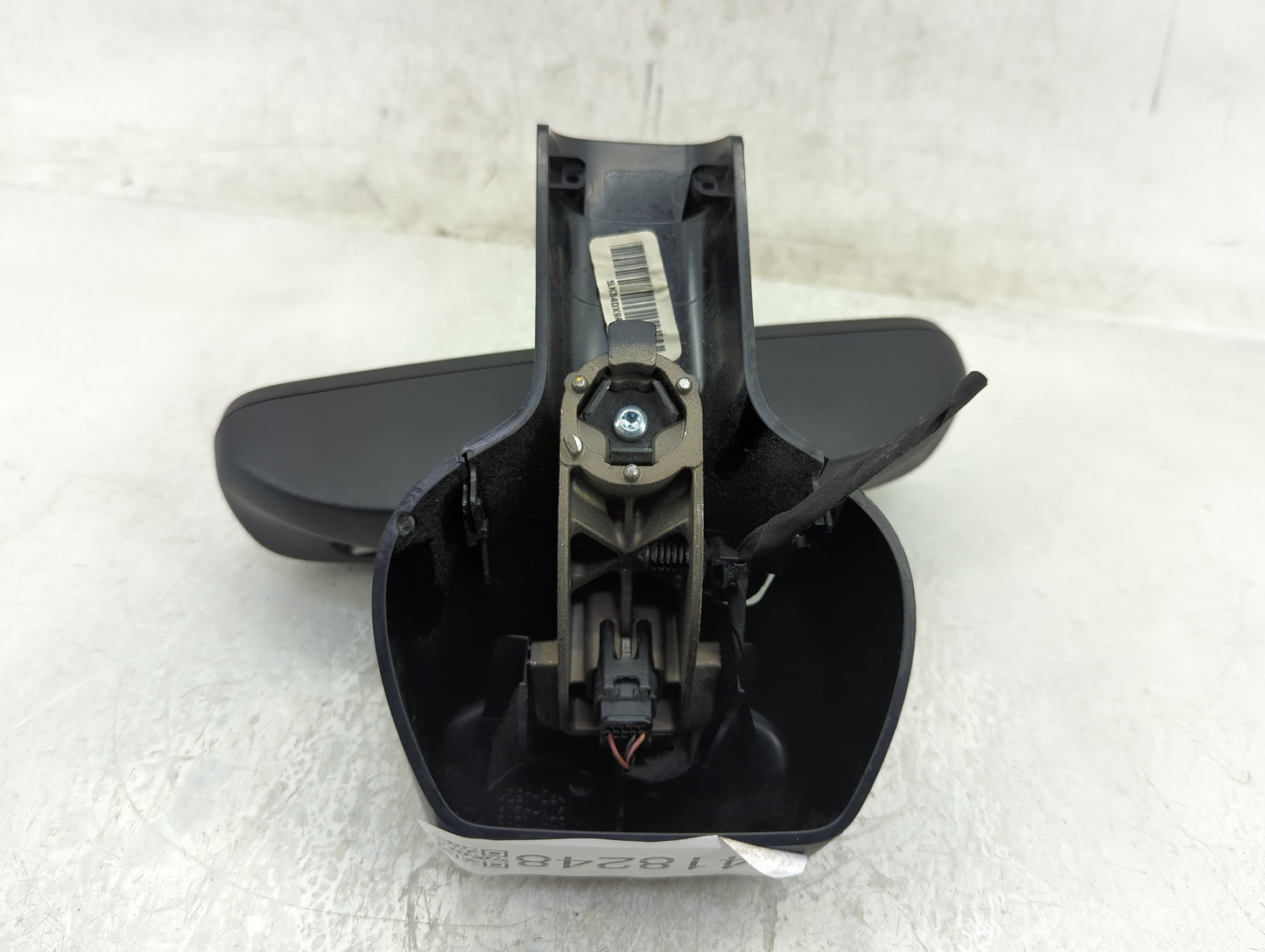 2017-2018 Dodge Durango Interior Rear View Mirror Replacement OEM Fits Fits 2017 2018 OEM Used Auto Parts - Oemusedautoparts