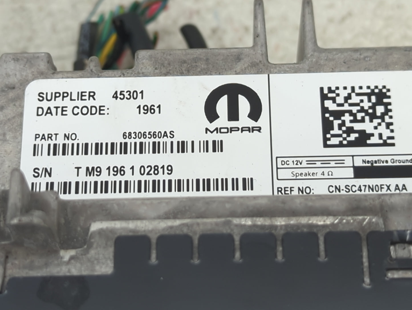 2018 Dodge Durango Information Display Screen - Oemusedautoparts1.com