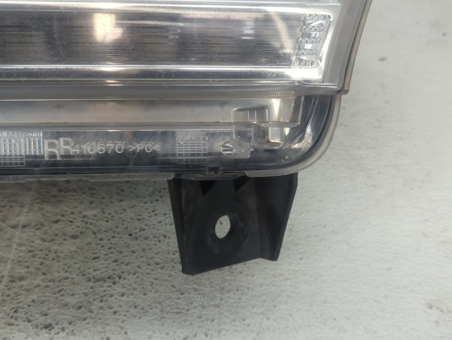 2014-2018 Dodge Durango Passenger Right Oem Head Light Headlight Lamp - Oemusedautoparts1.com
