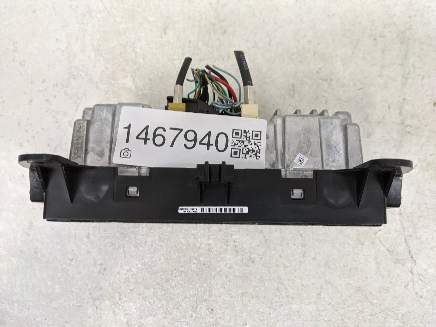 2019-2020 Dodge Durango Radio AM FM Cd Player Receiver Replacement P/N:68308872AH RCPDEVP17-0Z77-A1 Fits Fits 2019 2020 OEM 