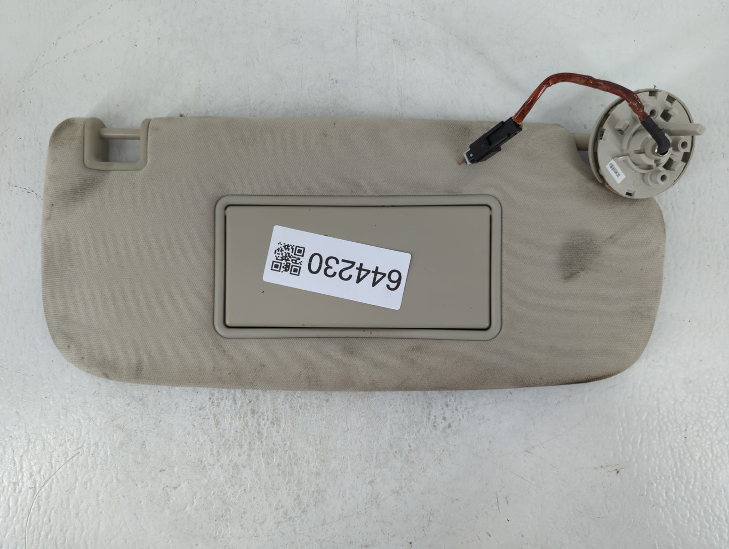 2011-2022 Dodge Durango Sun Visor Shade Replacement Passenger Right Mirror Fits OEM Used Auto Parts - Oemusedautoparts1.com