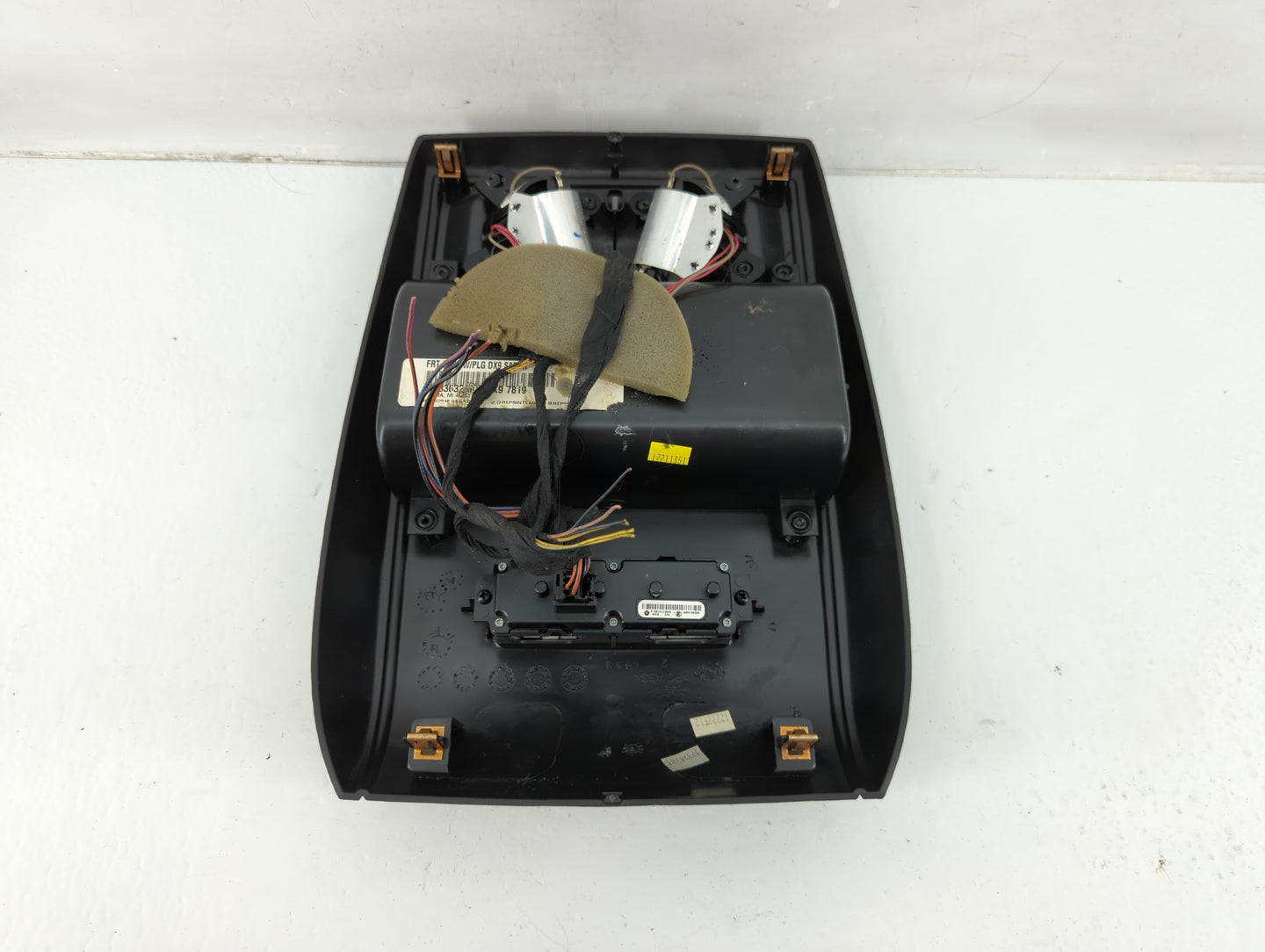 2018 Dodge Grand Caravan Overhead Roof Console Interior Dome Light - Oemusedautoparts1.com