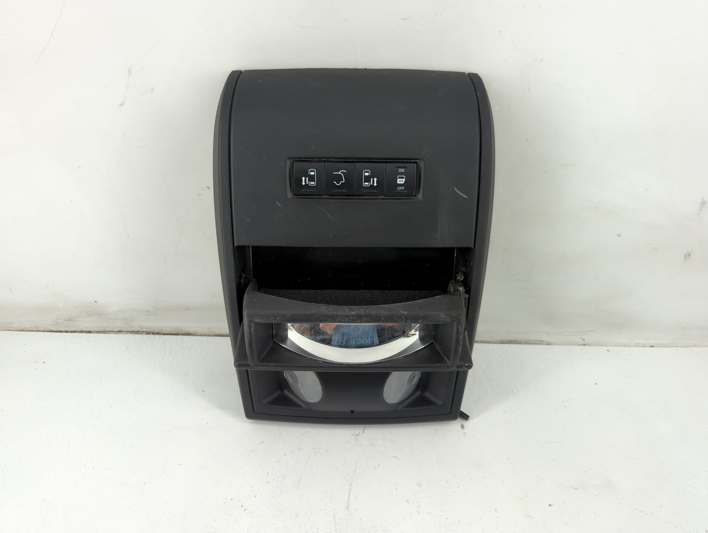 2018 Dodge Grand Caravan Overhead Roof Console - Oemusedautoparts1.com