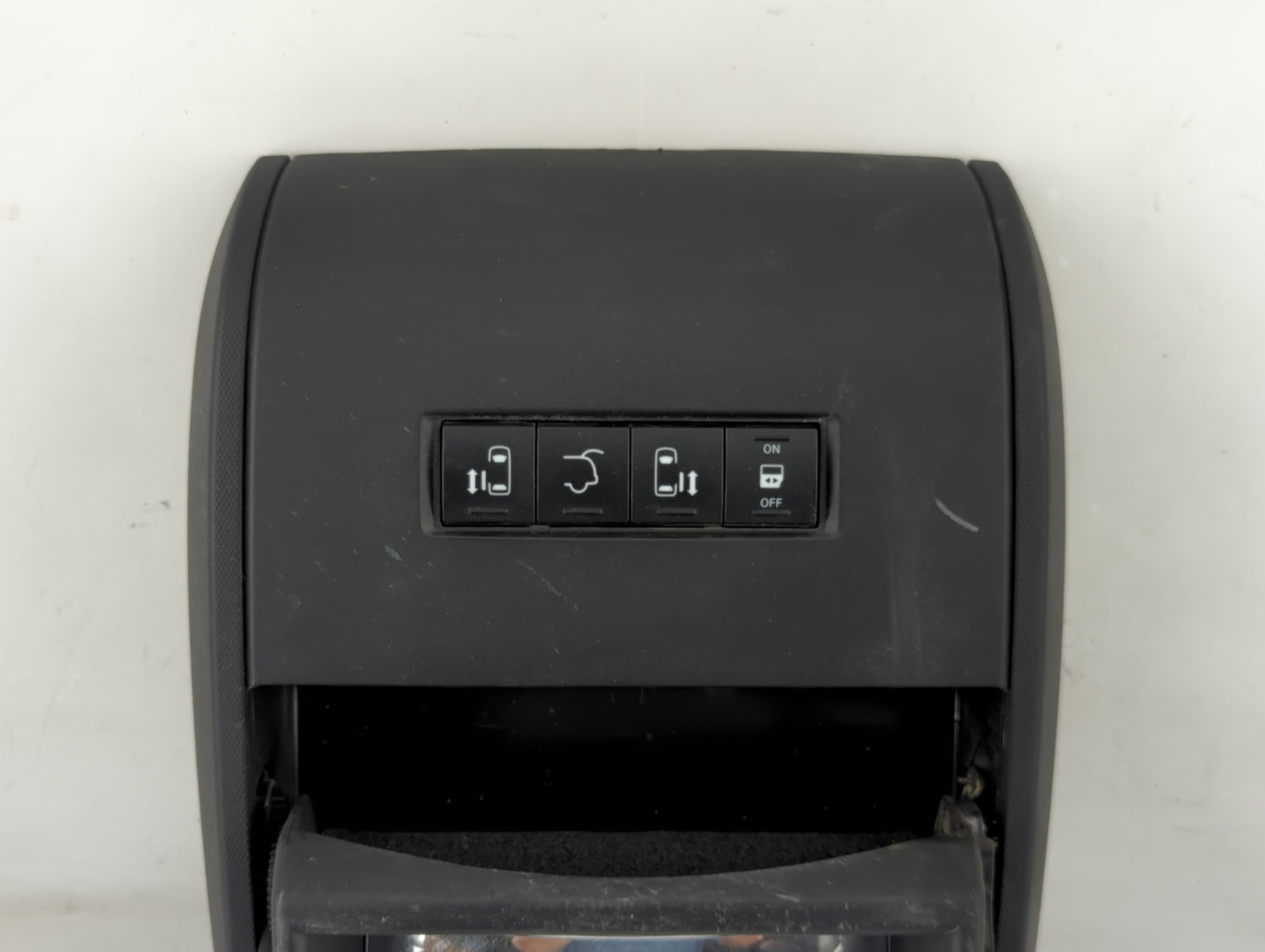 2018 Dodge Grand Caravan Overhead Roof Console - Oemusedautoparts1.com