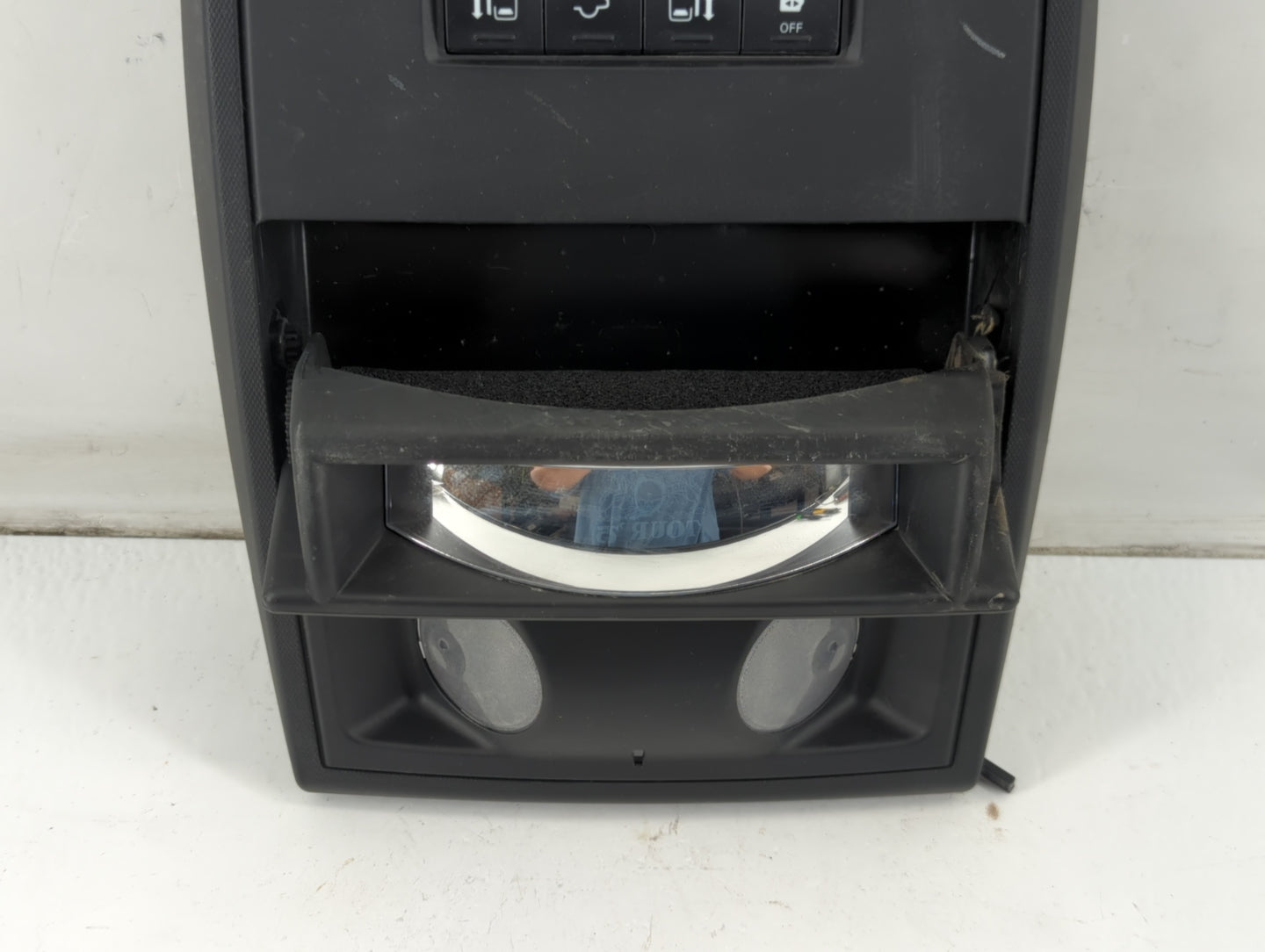 2018 Dodge Grand Caravan Overhead Roof Console - Oemusedautoparts1.com