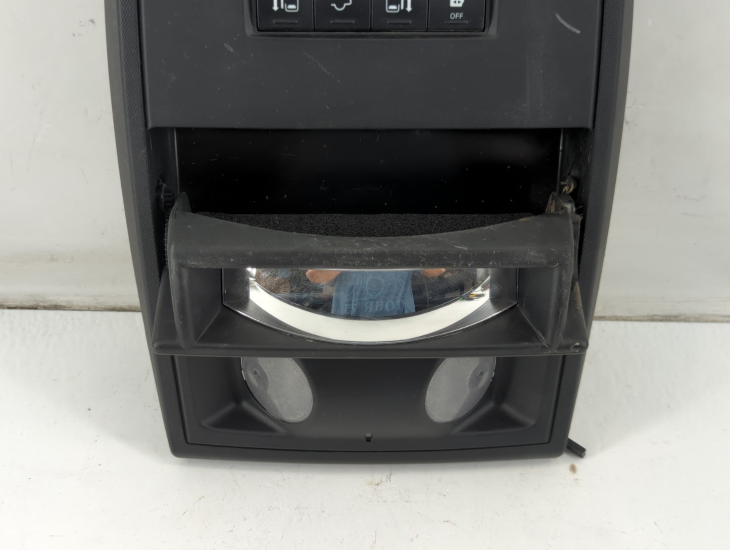2018 Dodge Grand Caravan Overhead Roof Console - Oemusedautoparts1.com
