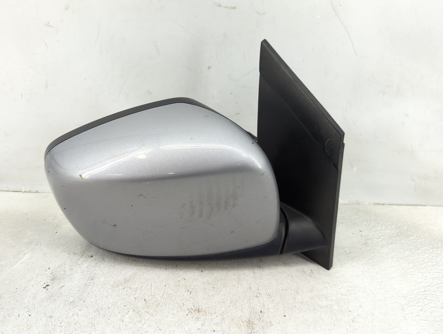 2011-2020 Dodge Grand Caravan Driver Left Side View Power Door Mirror - Oemusedautoparts1.com