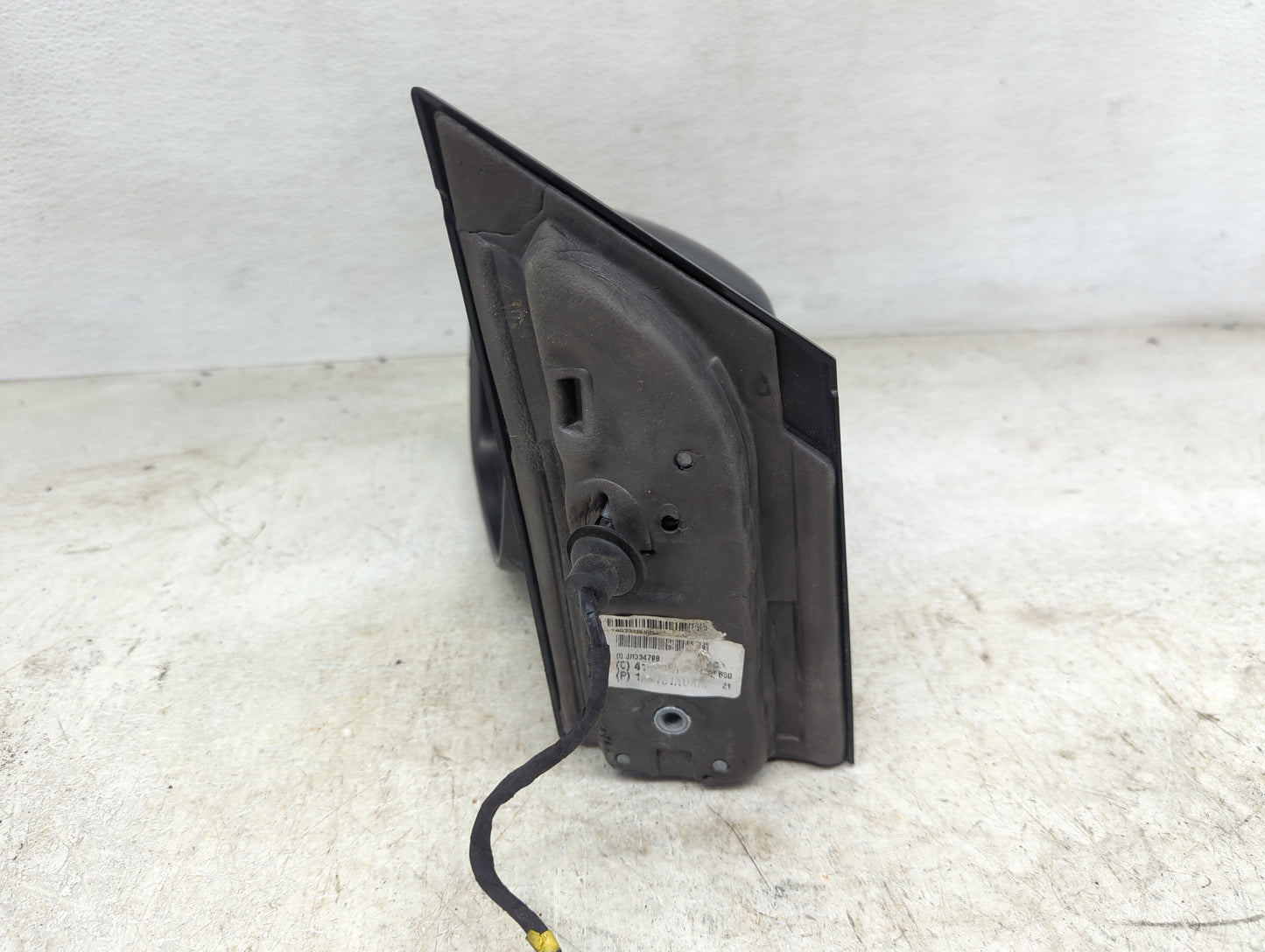 2011-2020 Dodge Grand Caravan Driver Side View Mirror - Left Door Mirror OEM Used - Oemusedautoparts1.com