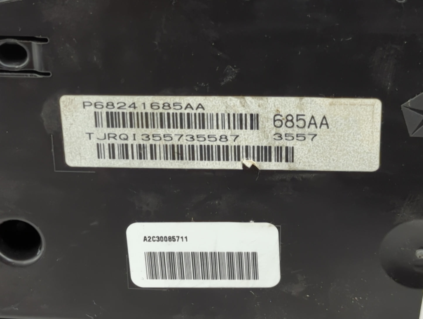 2015-2018 Dodge Grand Caravan Instrument Cluster Speedometer Gauges P/N:P68241685AA A2C30085711 Miles:159K Fits OEM Used Aut