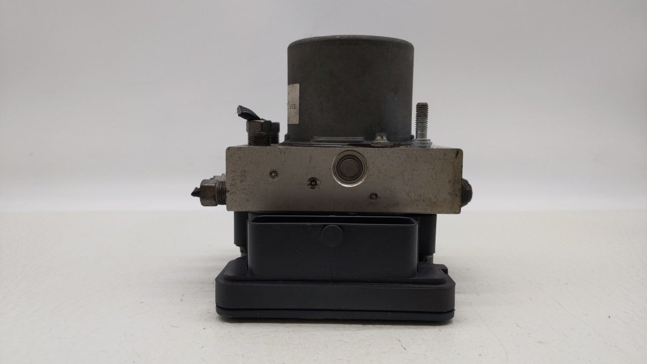 2015-2018 Dodge Grand Caravan ABS Pump Control Module Replacement P/N:P68183803AC 68183803AC Fits Fits 2015 2016 2017 2018 O