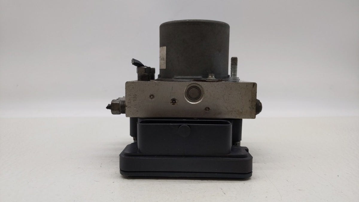2015-2020 Dodge Grand Caravan Anti-Lock Brake ABS Pump Module Actuator OEM P/N:P68183803AC 68183803AC Fits OEM Used Auto Par