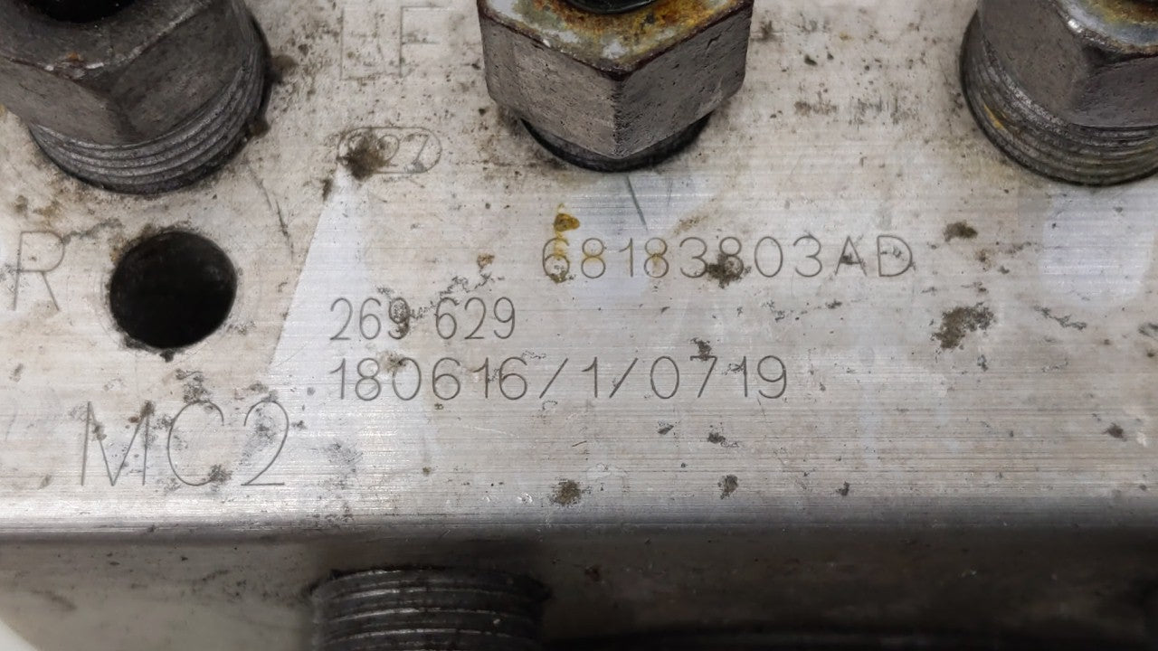 2015-2018 Dodge Grand Caravan ABS Pump Control Module Replacement P/N:P68183803AC 68183803AC Fits Fits 2015 2016 2017 2018 O