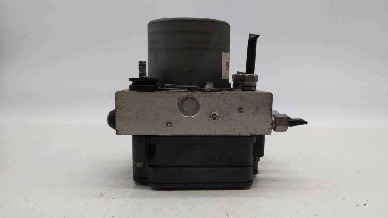 2015-2018 Dodge Grand Caravan ABS Pump Control Module Replacement P/N:P68183803AC 68183803AC Fits Fits 2015 2016 2017 2018 O