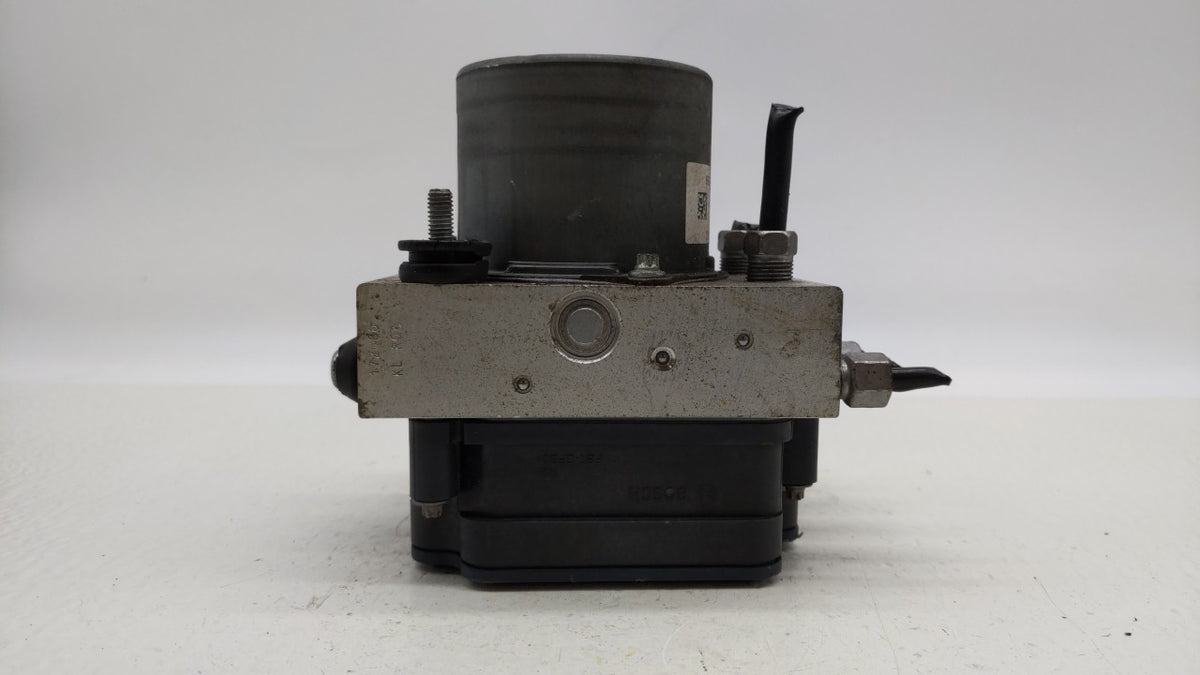 2015-2020 Dodge Grand Caravan Anti-Lock Brake ABS Pump Module Actuator OEM P/N:P68183803AC 68183803AC Fits OEM Used Auto Par