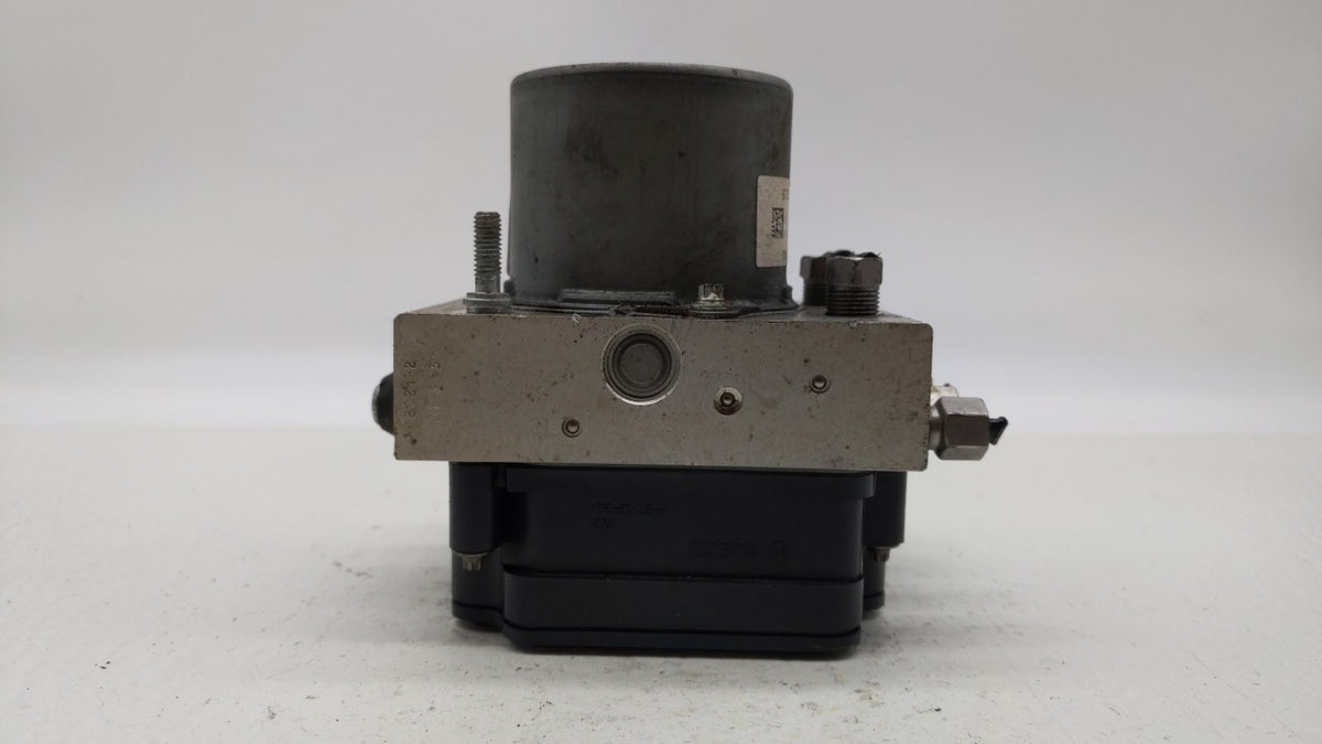 2015-2020 Dodge Grand Caravan Anti-Lock Brake ABS Pump Module Actuator OEM P/N:P68183803AC 68183803AC Fits OEM Used Auto Par