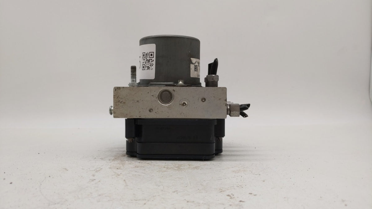2015-2020 Dodge Grand Caravan Anti-Lock Brake ABS Pump Module Actuator OEM P/N:P68183803AC 68183803AC Fits OEM Used Auto Par
