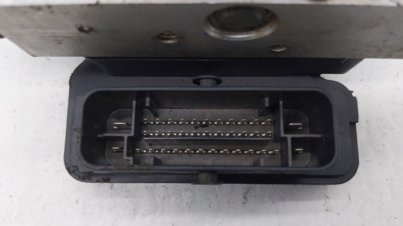 2015-2018 Dodge Grand Caravan ABS Pump Control Module Replacement P/N:P68183803AC 68183803AC Fits Fits 2015 2016 2017 2018 O