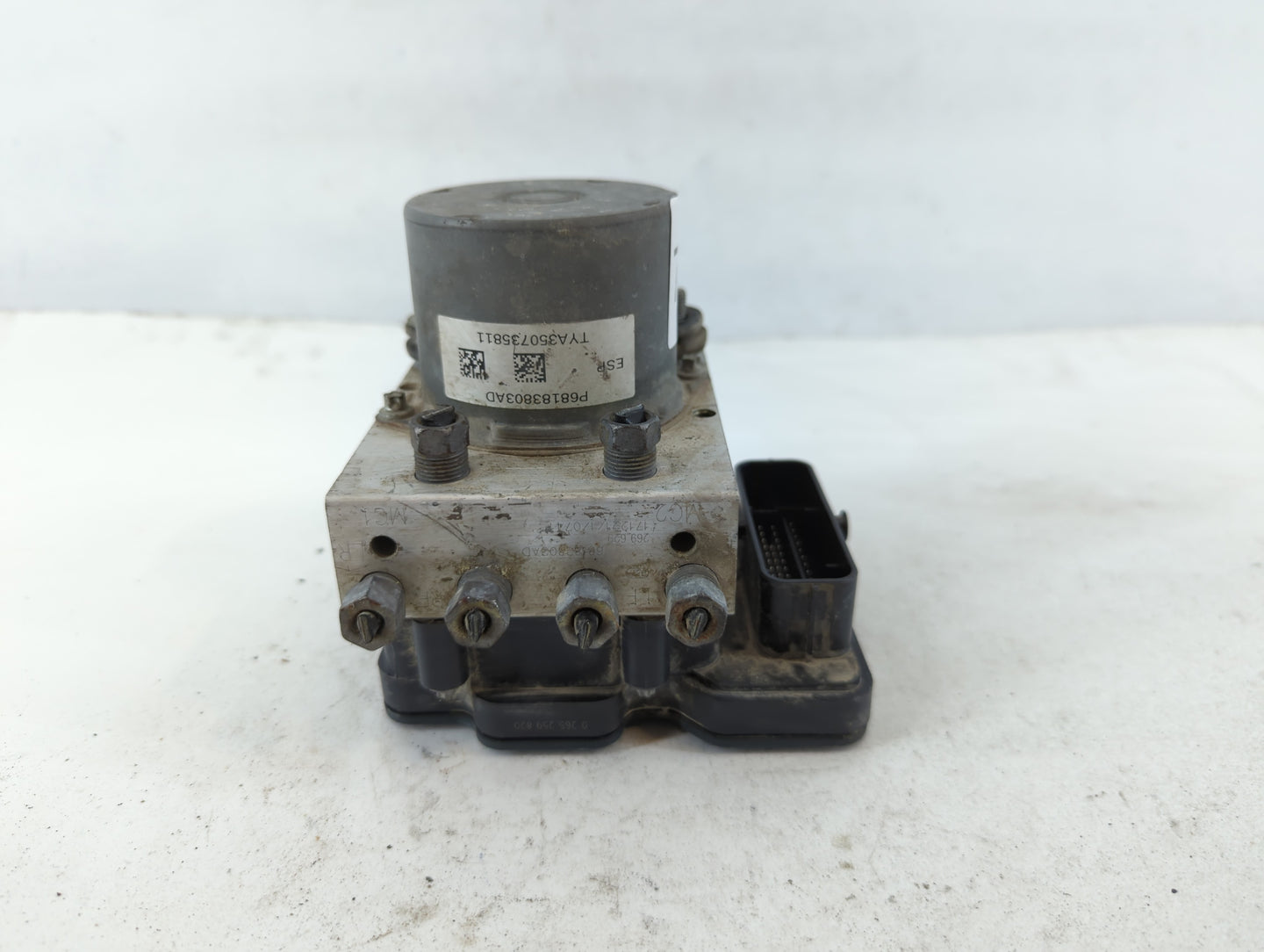 2015-2020 Dodge Grand Caravan ABS Pump Control Module Replacement P/N:P68183803AD Fits Fits 2015 2016 2017 2018 2019 2020 OE