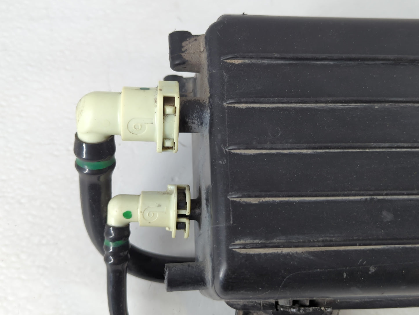 2018 Dodge Grand Caravan Fuel Vapor Charcoal Canister - Oemusedautoparts1.com