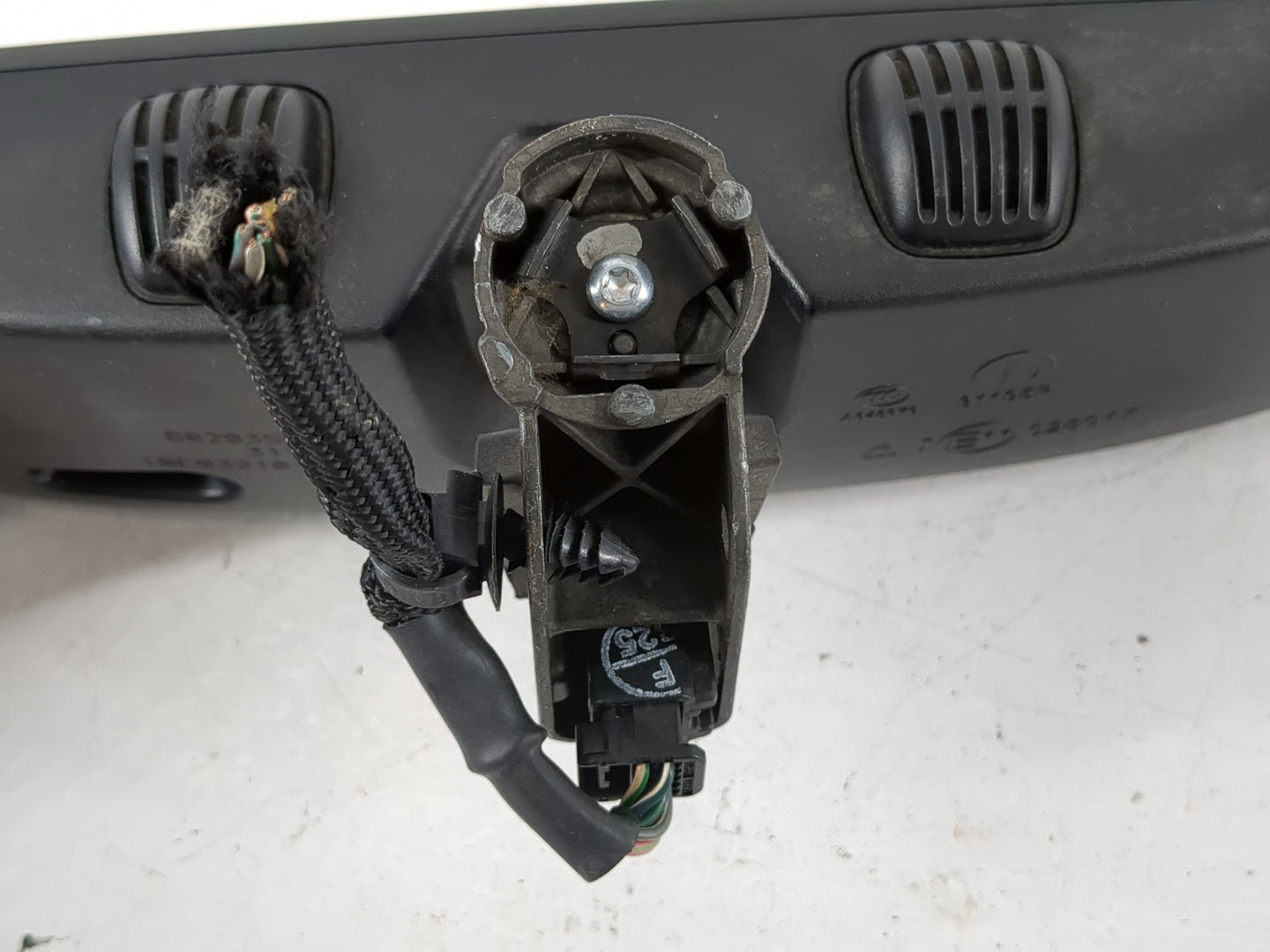 2018 Dodge Grand Caravan Interior Rear View Mirror Replacement OEM Fits OEM Used Auto Parts - Oemusedautoparts1.com