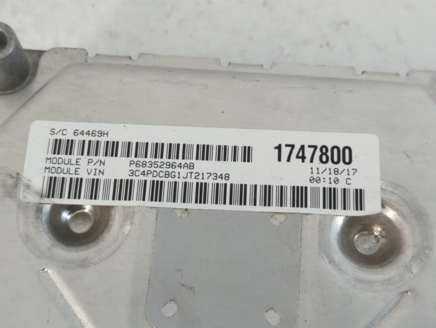 2016-2019 Dodge Journey PCM Engine Control Computer ECU ECM PCU OEM P/N:P68259135AB Fits Fits 2016 2017 2018 2019 OEM Used A