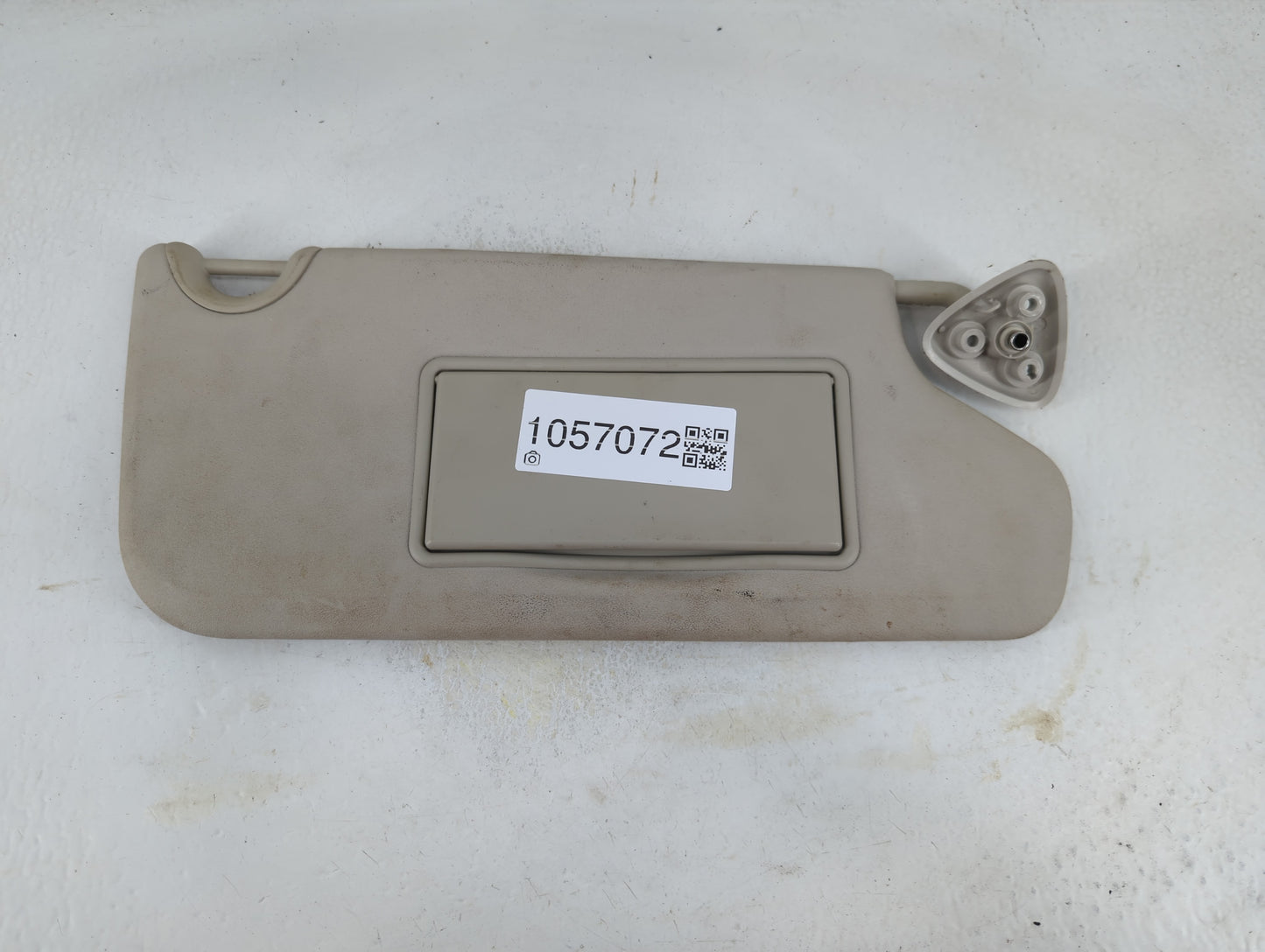 2018 Dodge Journey Sun Visor Shade Replacement Passenger Right Mirror Fits OEM Used Auto Parts - Oemusedautoparts1.com