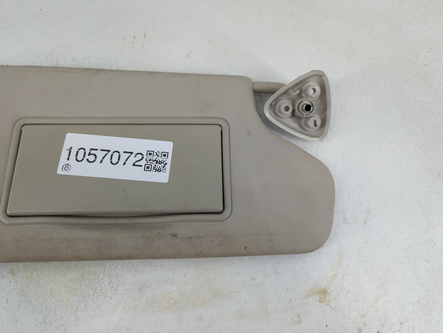 2018 Dodge Journey Sun Visor Shade Replacement Passenger Right Mirror Fits OEM Used Auto Parts - Oemusedautoparts1.com