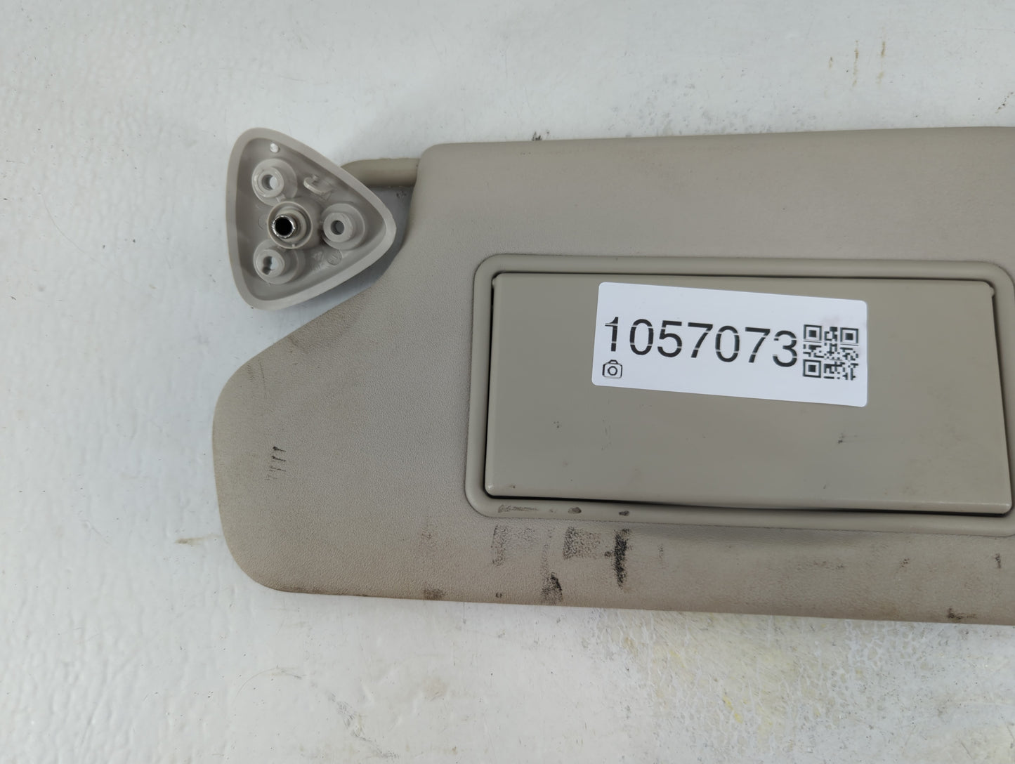 2018 Dodge Journey Sun Visor Shade Replacement Driver Left Mirror Fits OEM Used Auto Parts - Oemusedautoparts1.com