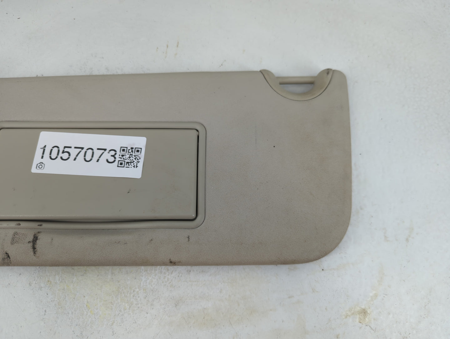 2018 Dodge Journey Sun Visor Shade Replacement Driver Left Mirror Fits OEM Used Auto Parts - Oemusedautoparts1.com