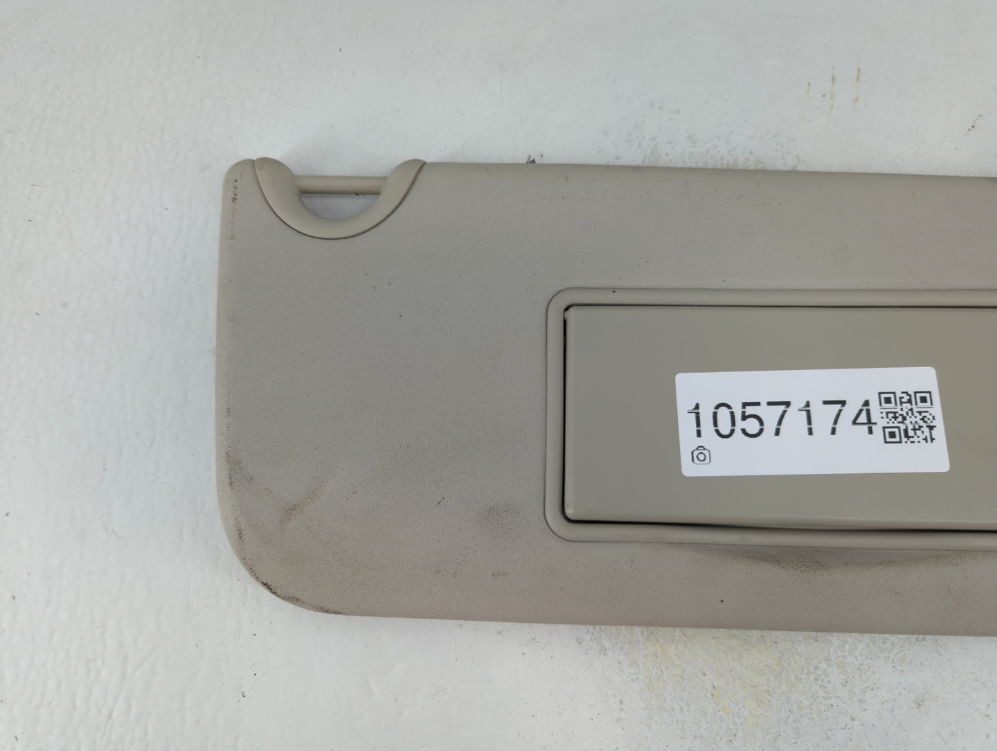 2018 Dodge Journey Sun Visor Shade Replacement Passenger Right Mirror Fits OEM Used Auto Parts - Oemusedautoparts1.com