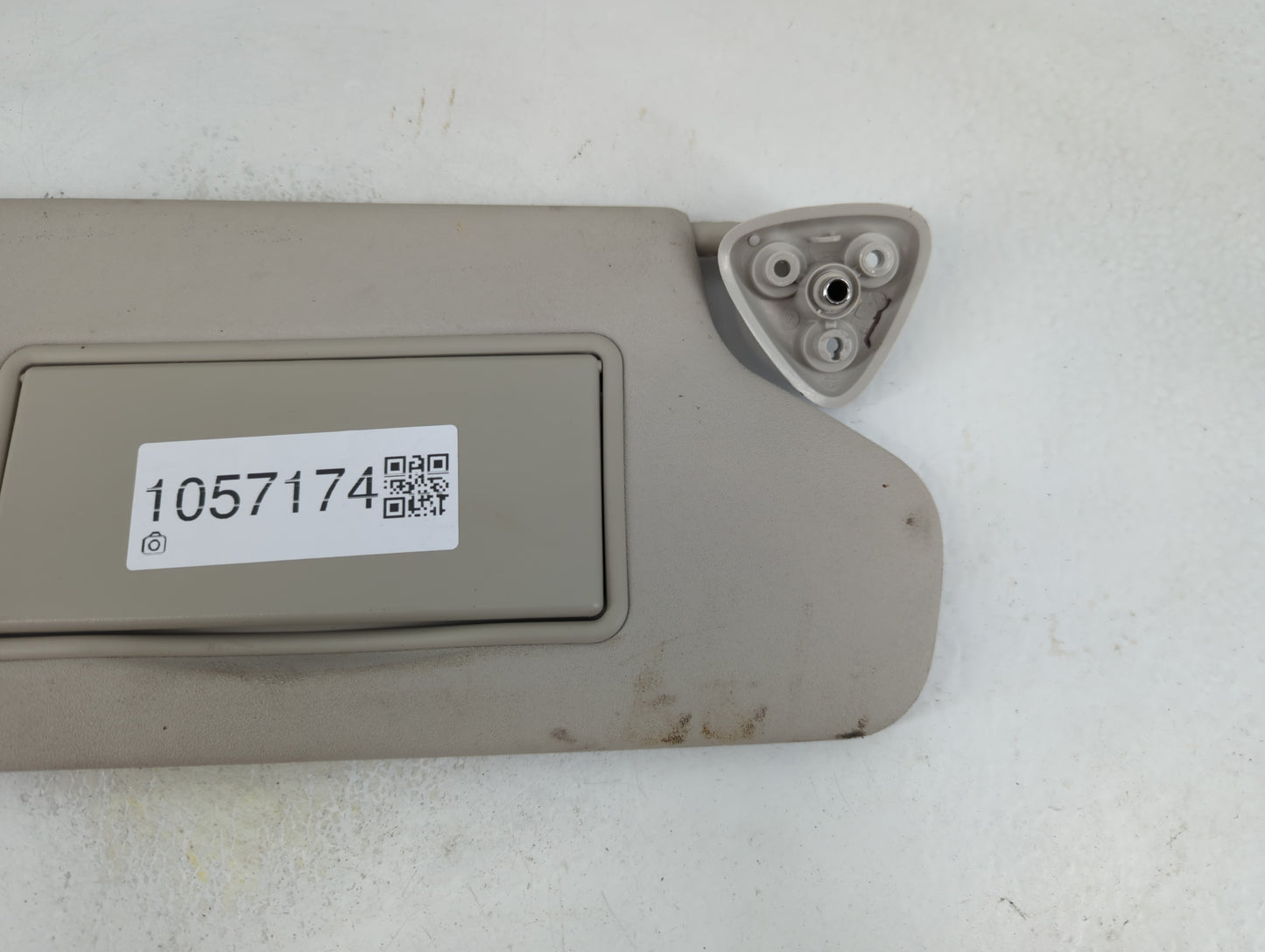 2018 Dodge Journey Sun Visor Shade Replacement Passenger Right Mirror Fits OEM Used Auto Parts - Oemusedautoparts1.com