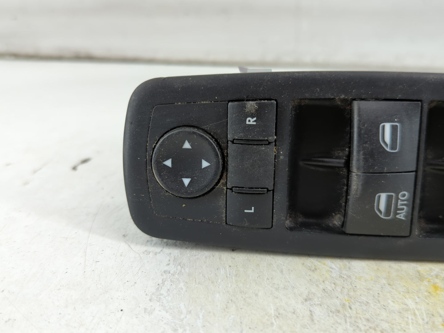 2018-2020 Dodge Journey Master Power Window Switch Replacement Driver Side Left P/N:68307001AB Fits Fits 2018 2019 2020 OEM 
