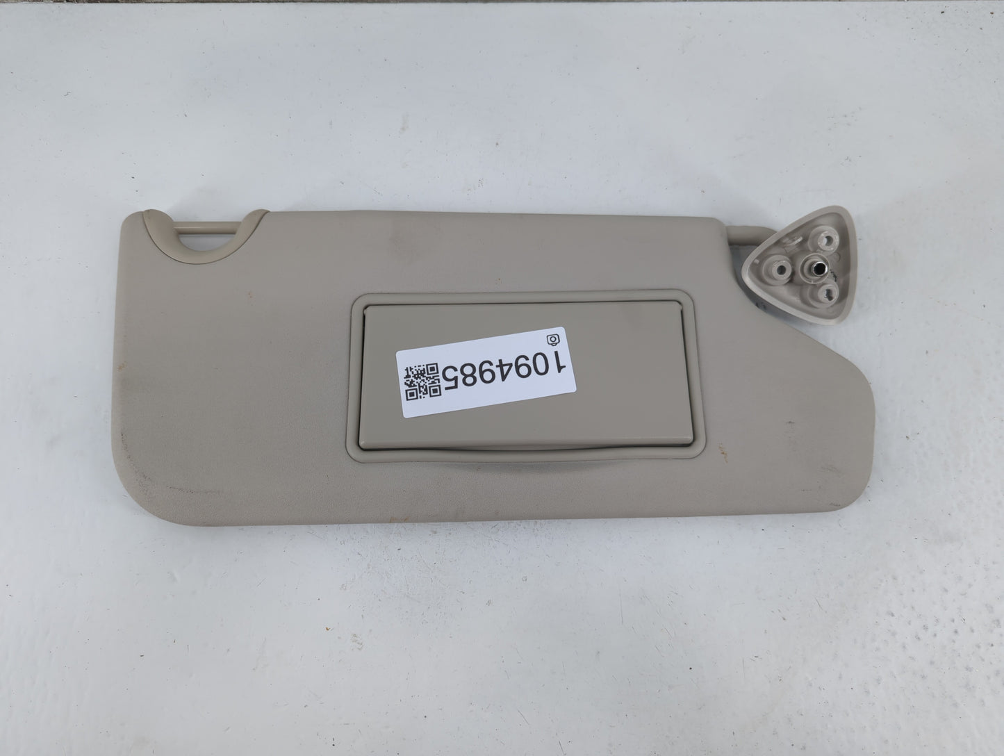 2018 Dodge Journey Sun Visor Shade Replacement Passenger Right Mirror Fits OEM Used Auto Parts - Oemusedautoparts1.com