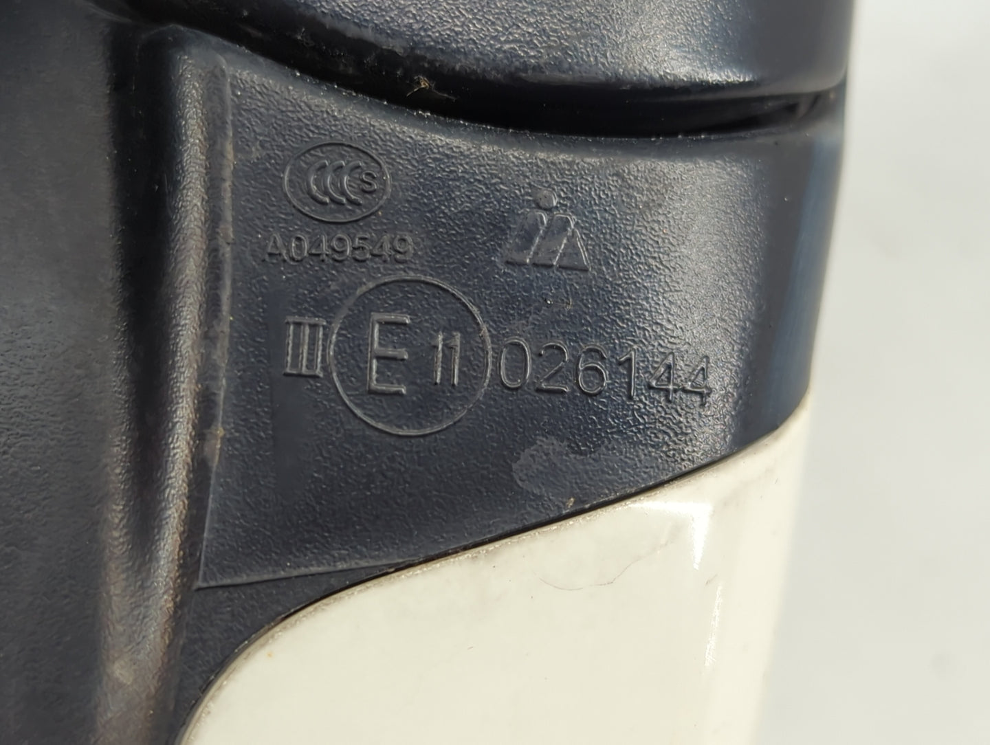 2018 Dodge Journey Side Mirror Replacement Driver Left View Door Mirror P/N:E11026144 Fits OEM Used Auto Parts - Oemusedauto