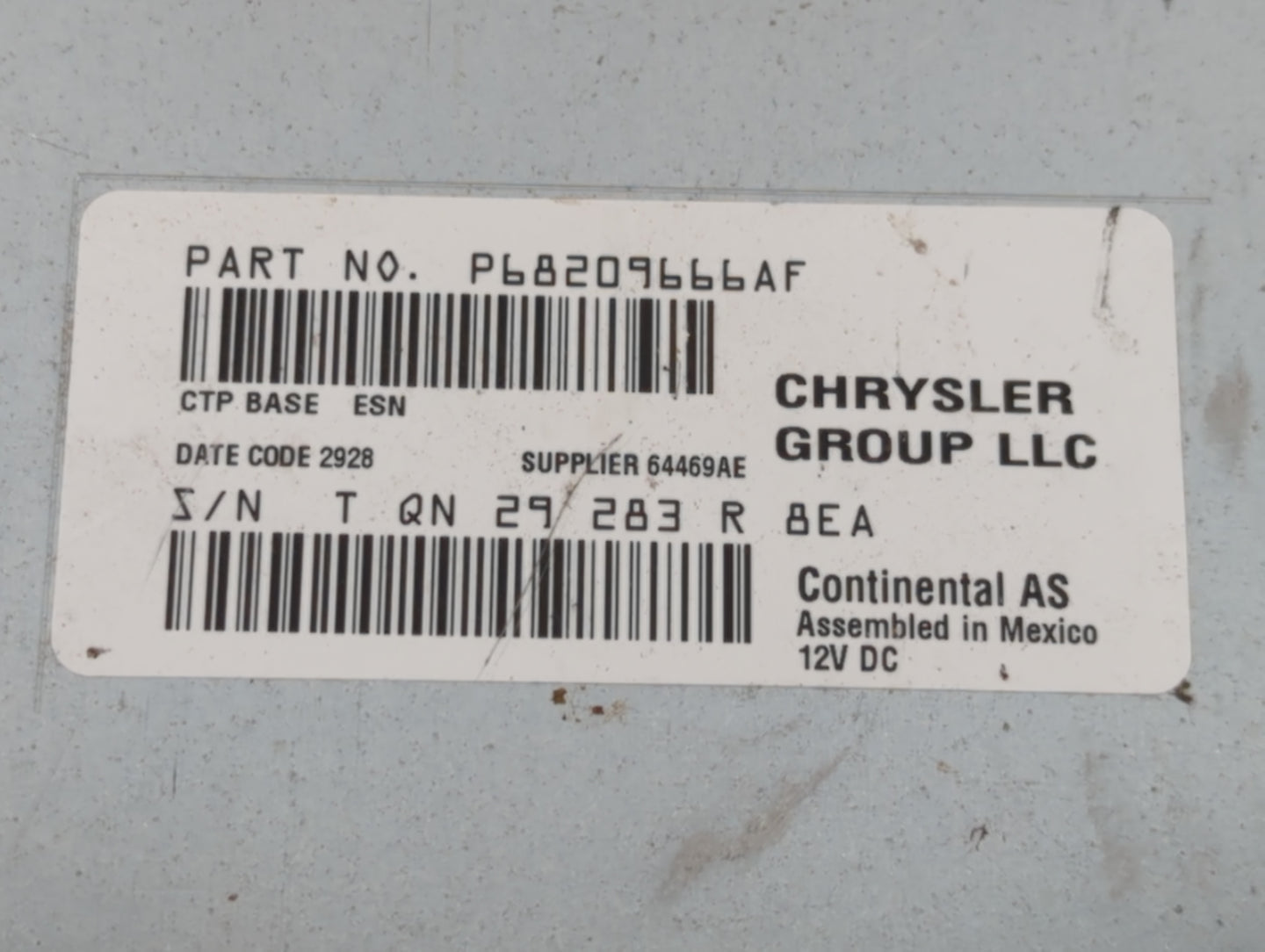 2018-2020 Dodge Journey Radio AM FM Cd Player Receiver Replacement P/N:P68209666AF Fits Fits 2018 2019 2020 OEM Used Auto Pa