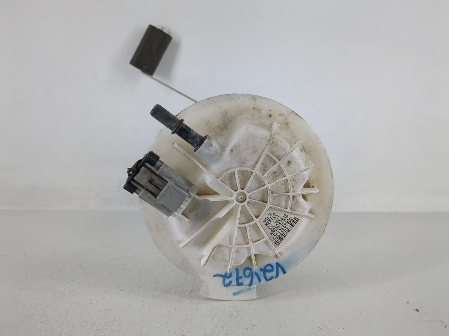 2011-2019 Dodge Journey Electrical Gas Fuel Pump Assembly - Oemusedautoparts1.com