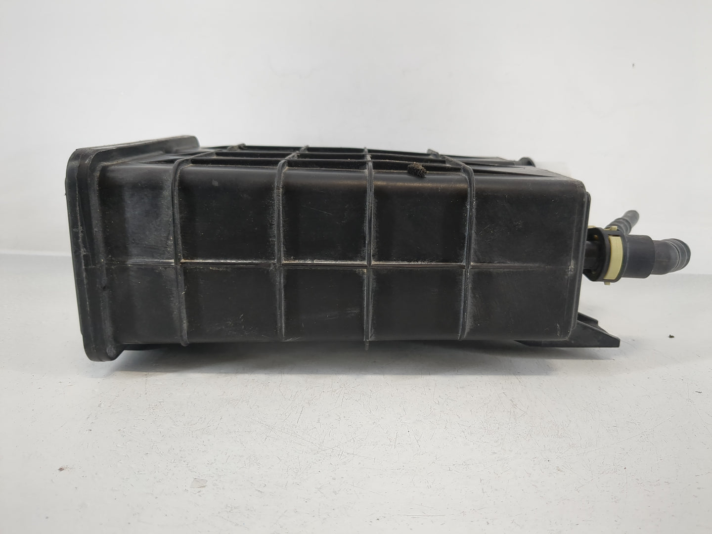 2018 Dodge Journey Fuel Vapor Charcoal Canister - Oemusedautoparts1.com